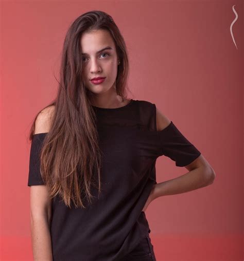 Agustina Vinci A Model From Argentina Model Management