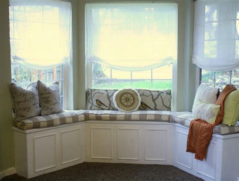 33 Stunning Ideas For Window Sitting Area To Beautify Your Home