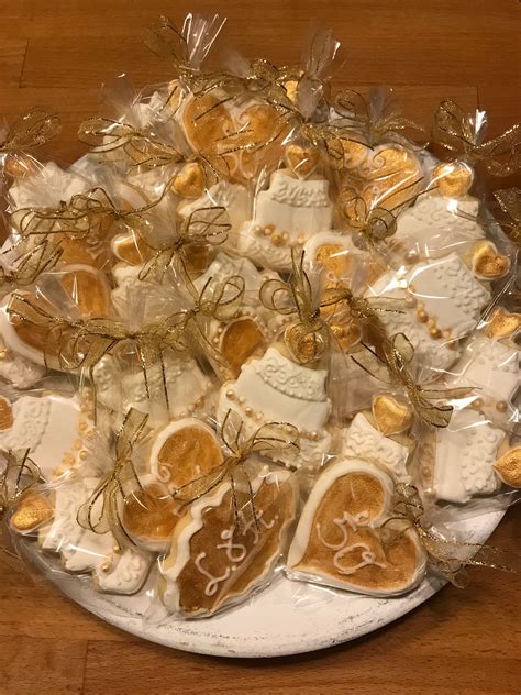Maybe you would like to learn more about one of these? Pin von Andrea auf Runde Geburtstage, Kuchen und ...