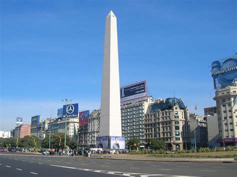O obelisco de buenos aires é um monumento histórico da cidade de buenos aires, argentina. Obelisco (San Nicolás) | Buenos Aires Travel