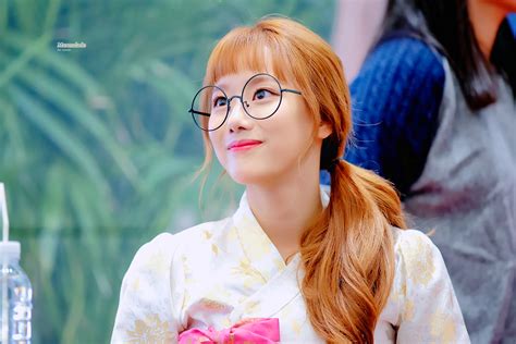 Maybe it can just do 1080i60 an no 1080p (but it would be strange, i. 에이프릴 이나은 고화질 사진 / 배경화면 (3)