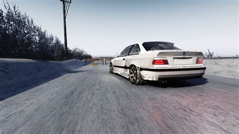 Drifting Tsukuba Fruit Lines With A Beater E36 In The Winter