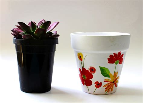 Mothers Day T Idea Diy Dip Dye Garden Pots With Succulents