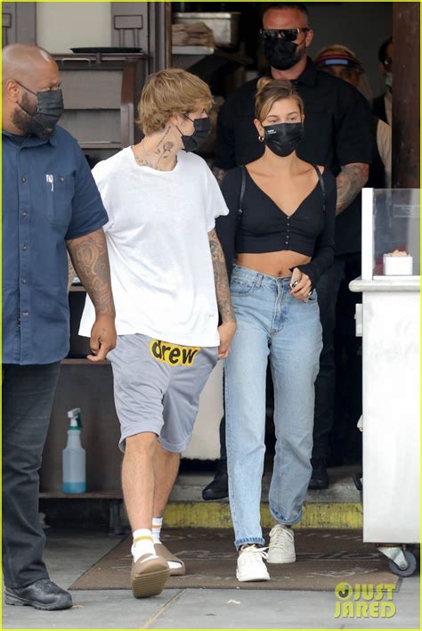 Photos nick cannon erases mariah s name replaces with. Justin Bieber Shows Off New Neck Tattoo While at Lunch ...