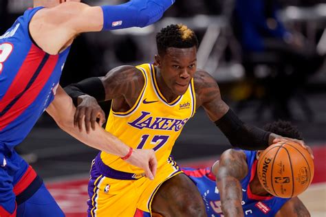 Lakers Collapse In Detroit For First Back To Back Losses Of Season