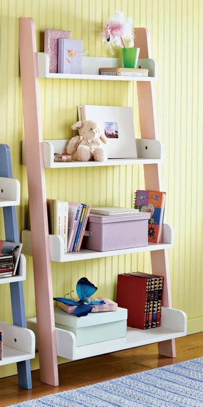 Designed to display books with the cover facing forward, this bookshelf makes it easy for kids to choose the book the want. Excellent examples of a wall mounted bookshelves ...