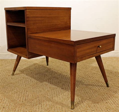 Mid Century Modern American Of Martinsville 2 Tiered Walnut End Table
