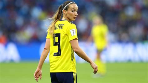 July 29, 1989 in kristianstad, skåne county, sweden. Kosovare Asllani: Das ist Schwedens Offensiv-Ass | german_site