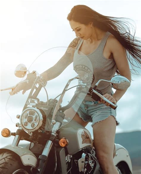 Ladyrebel18 In 2020 Hot Bikes Motorcycle Riders Rider