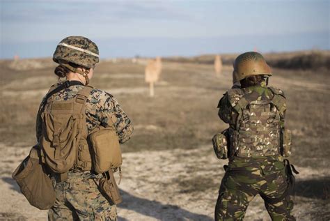 Misogyny And The Marines Shouldnt Mix Misogyny Female Marines Marines