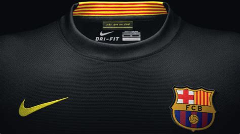 Nike Unveils Fc Barcelona Third Kit For 201314 Season Nike News