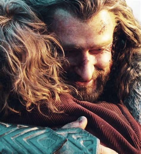 Thorin And Bilbo The Hug That Made The Theatre Go Aw When I