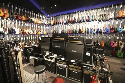 Guitar Center Reopens Hollywood Music Store Tvmusic Network