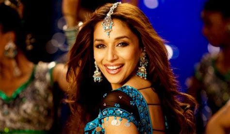 10 Of The Best Dancing Divas Of Bollywood Madhuri Dixit Celebrities