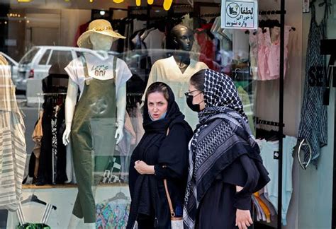كاميرات لرصد غير الملتزمات بالحجاب في إيران الشعب أونلاين
