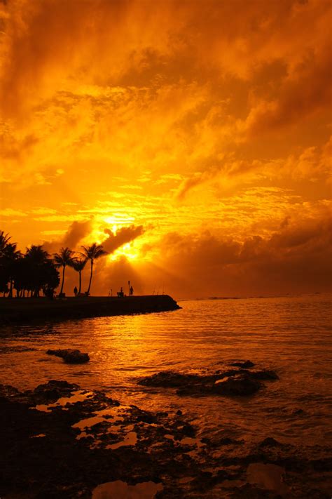 Sunset At Ala Moana Beach Park Honolulu Hawaii 543pm Pacific