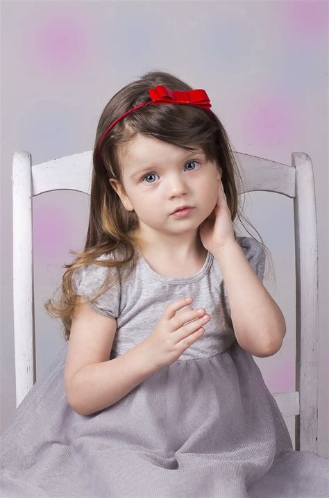 Fotos gratis persona fotografía dulce foto modelo sentado niño ropa dama rosado bebé