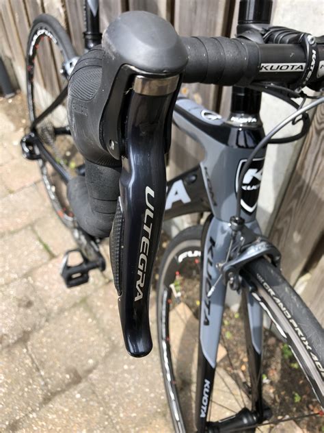 Kuota Kom, carbon racer DI2 2X11 speed - VeloScout