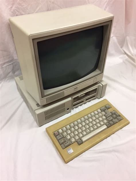 Ibm Pc Junior This Model Was Created To Be Used For Home Activities
