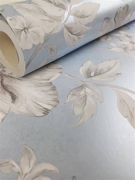 Mauve Yellow Blue Silver Floral Wallpaper Pearlescent Metallic Crown