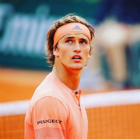 Liity facebookiin ja pidä yhteyttä käyttäjän dmitrii zverev ja muiden tuttujesi kanssa. Sascha (Twitter @rolandgarros) | Alexander zverev, Tennis ...