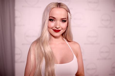 dove cameron begins rehearsals for clueless the musical
