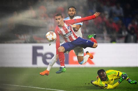 Antoine Griezmann Performed The Viral Fortnite Dance During Atlético