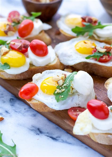 Crostini With Quail Eggs {Perfect For Brunch} - Cooking LSL