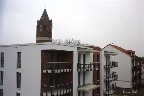 Diese sehr schicke dachgeschosswohnung verfügt über 2 schlafräume, einen geräumigen wohnbereich und ein breites esszimmer, in zentraler und bevorzugter wohnlage in der hussitenstadt bernau! Grosser Andrang auf neue Wohnungen in Bernau