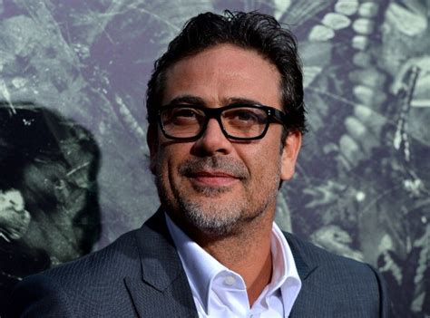 Jeffrey epstein, an american pedophile, financier, and philantropist had a huge network of rich and powerful acquaintances. معلومات عن Jeffrey Dean Morgan و حجم الثروة - gtcord