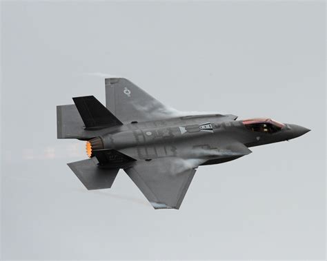 Lockheed Martin F 35 Approaching Hill Afb Aircraft Wallpaper Galleries