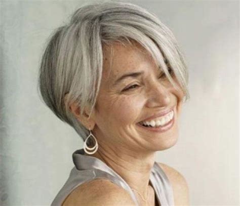 6 coupes de cheveux parfaites après cinquante ans. | Fourchette et Bikini