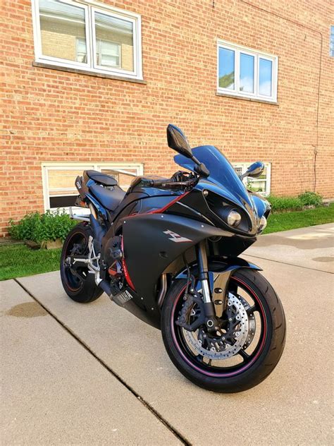 Yamaha R1 Raven Edition 2009 For Sale In Chicago Il Offerup