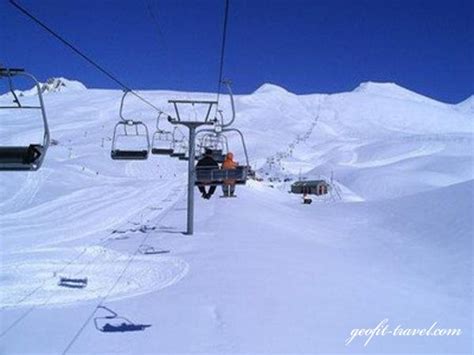 In bakuriani, tamaz gamtsemlidze, deputy director of the company and levan gegeshidze, mountain manager of the resort bakuriani. Зимний тур: катание на лыжах в Бакуриани » Гарантированные ...