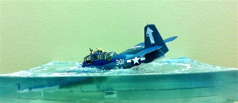 172 Scale Kits And Diorama Tbf 1 Avenger Ditching In Sea