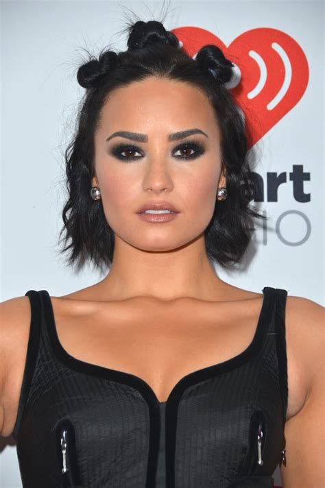 The latest tweets from demi lovato (@ddlovato). Demi Lovato's 90s Look at iHeartRadio Music Festival 2015 | POPSUGAR Latina Photo 3