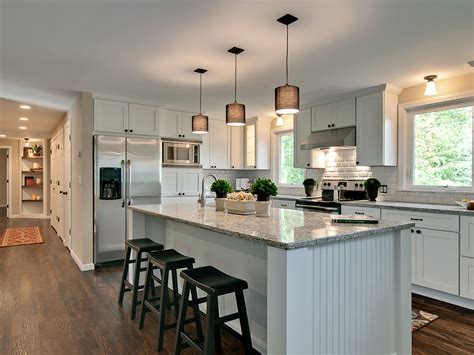 Find the biggest selection of kitchen islands & carts from design house at the lowest prices. Southington, CT, Builder Relies on CliqStudios for Quality