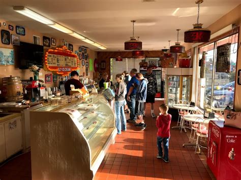 Bjs Ice Cream Parlor In Florence Has Been Going Strong For 45 Years
