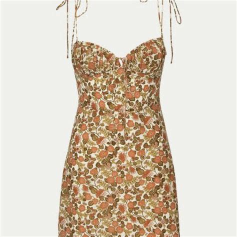 Realisation Par Devon Dress In 70s Floral On Designer Wardrobe