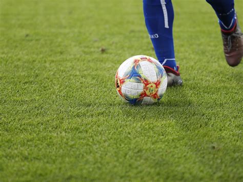 Juli in 12 städten in 12 ländern statt. Fußball-EM 2020 - VIENNA.AT