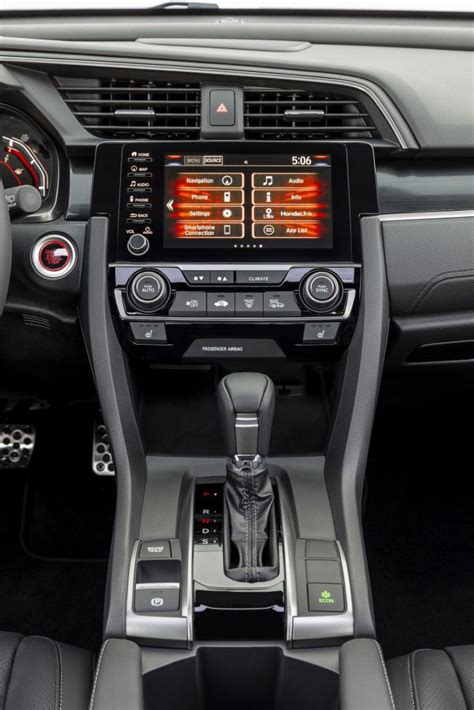 Black honda civic turbo rs facelift 2019 #gyeonized at its maximum gloss and shine. Honda Civic X MY2020: je tady facelift | Auta a motorky z ...