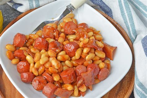 This article was written by a veterinarian, but it should not substitute as contact with a trained professional. Franks and Beans Recipe | Bean recipes, Franks recipes, Frank and beans