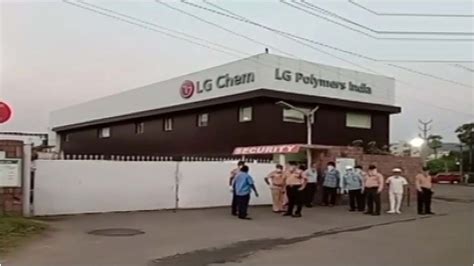 11 Dead 20 Critical In Visakhapatnam Gas Leak Fir Filed Against Lg Polymers