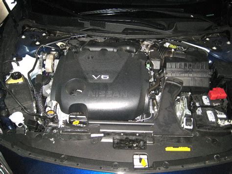 Nissan Maxima Vq35de V6 Engine Oil Change Filter Replacement Guide 001