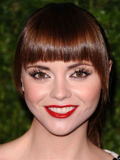 Round faces are difficult to style. The Best (and Worst) Bangs for Round Face Shapes | Bangs ...
