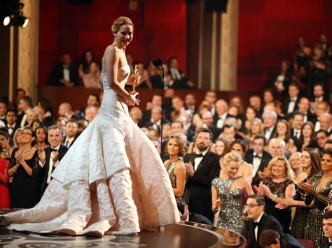 Heres What The Past 42 Best Actress Winners Have Worn To The Oscars