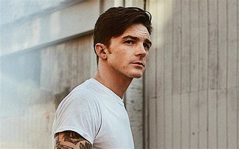 Jared drake bell (born june 27, 1986), also known as drake campana, is an american actor, singer, songwriter, and musician. Drake Bell is playing Loretta's Last Call and hey we have some questions