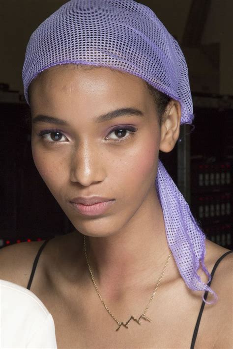 Every Makeup Look You Need To See From The Spring Shows Make Up Looks Beauty Make Up Beauty