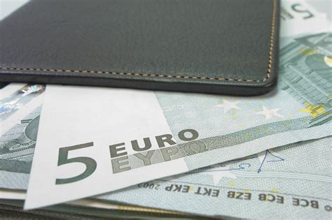 Quella della lotteria degli scontrini in chiave anti evasione sarà una partenza azzoppata. Lotteria scontrini: i premi sono tassati? - InvestireOggi.it