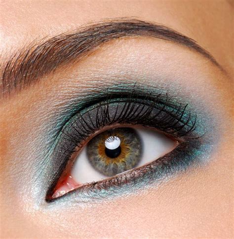 20 Creative Eye Makeup Looks And Design Ideas